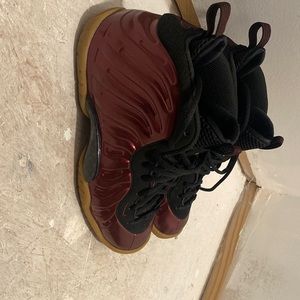 Nike Air Foamposite one Maroon